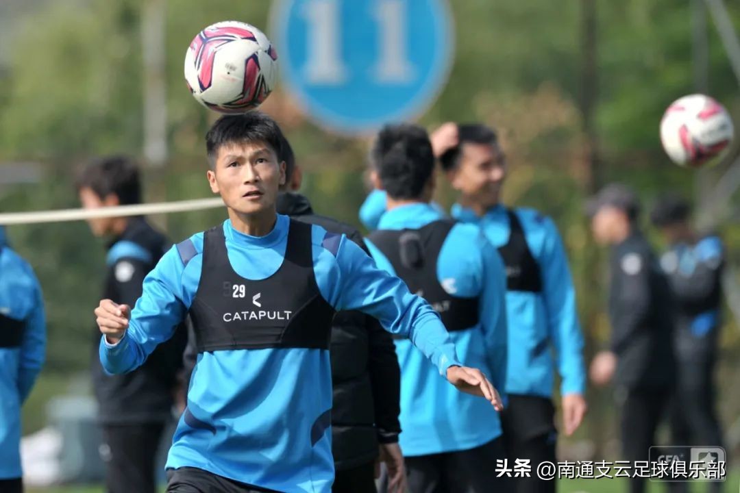 鍥藉闃熻档鏅撲笢,璧垫檽涓渃ba