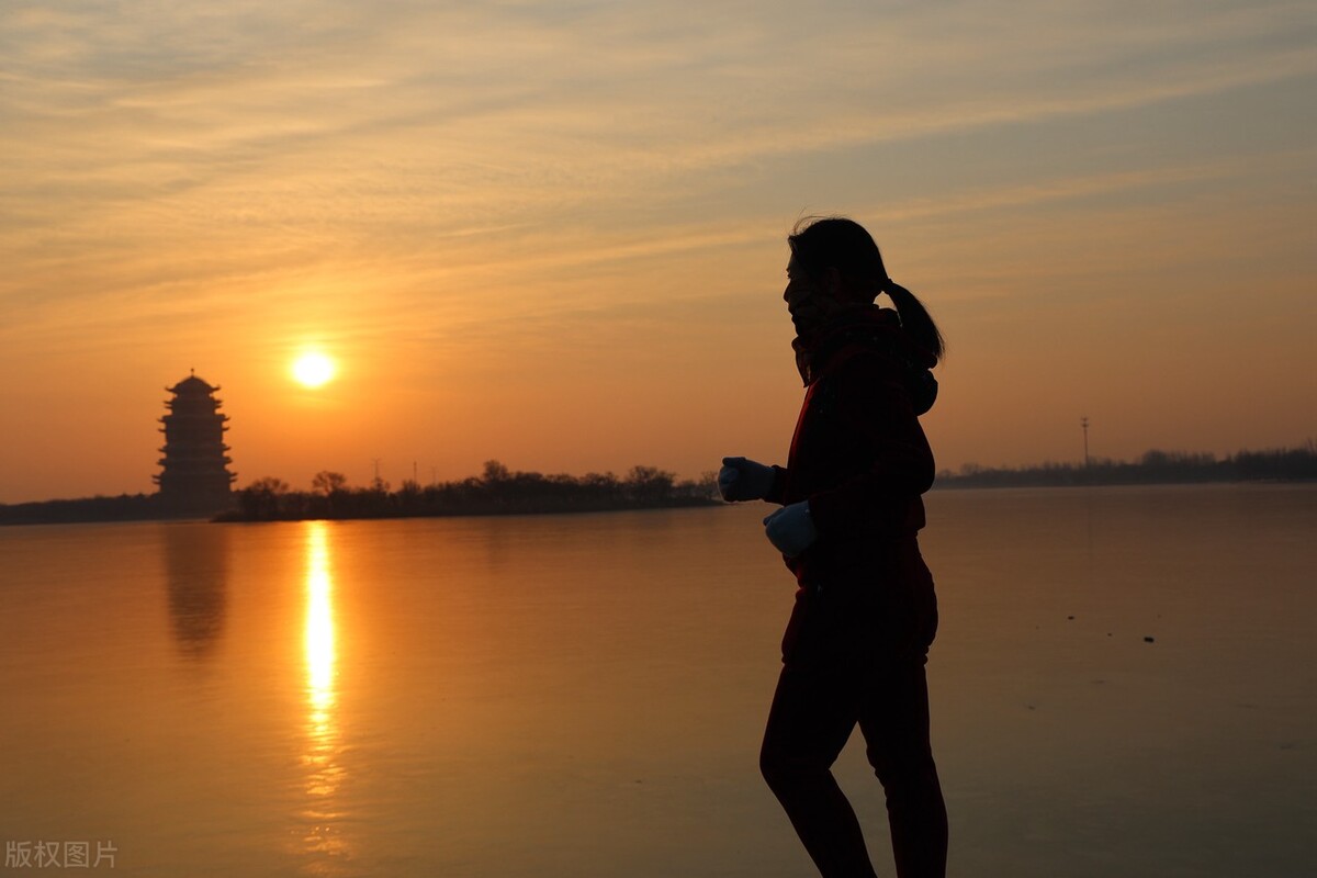 早上最快起床的方法,早上起床后乏力怎么快速缓解