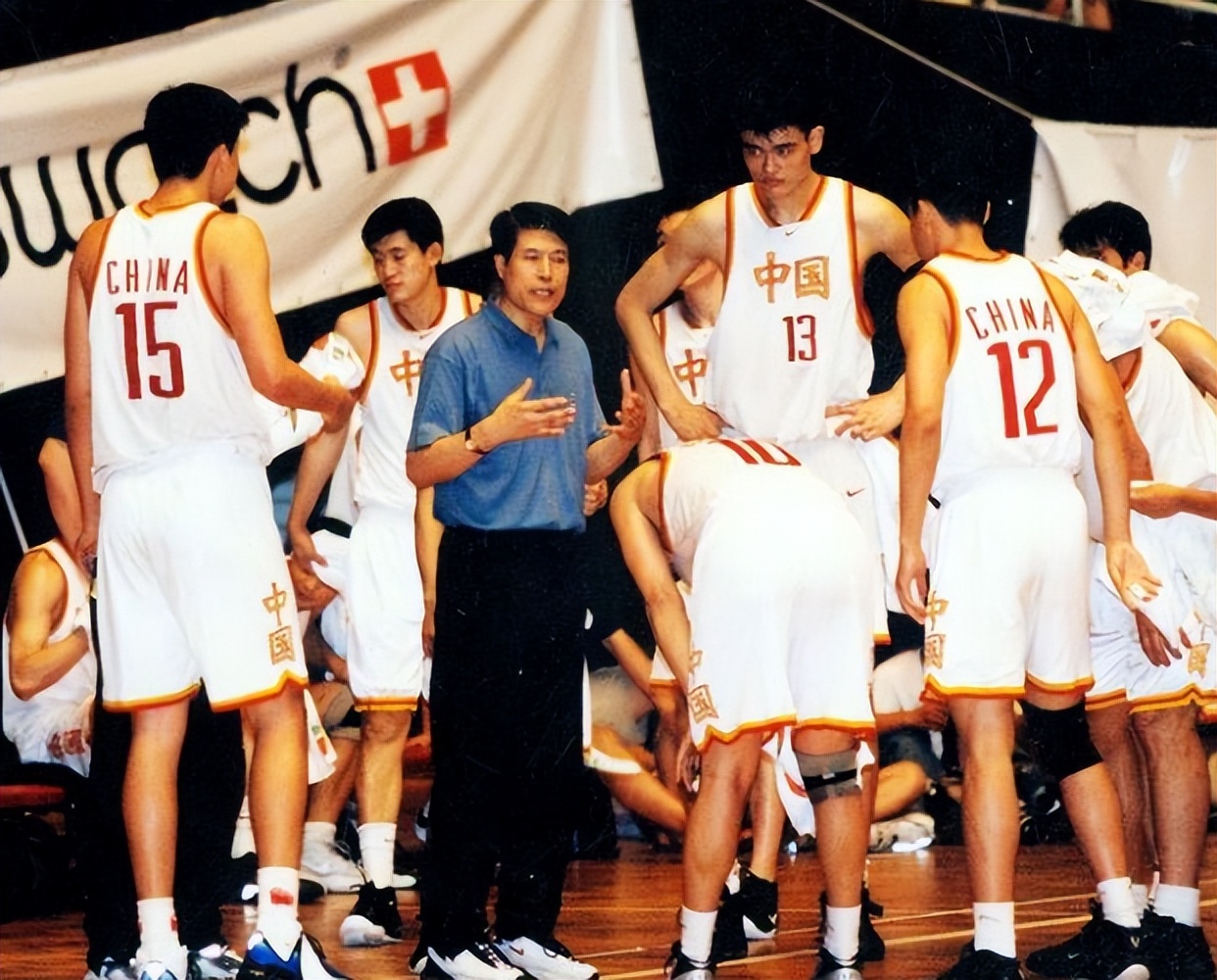 15年中国男篮vs韩国最后一攻,15年亚洲杯男篮逆转韩国