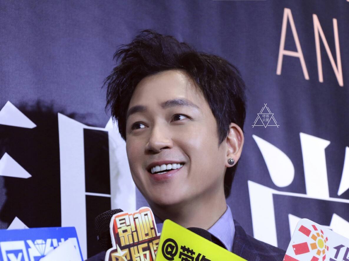 沉寂多年潘粤明中年逆袭,潘粤明离婚后的现状