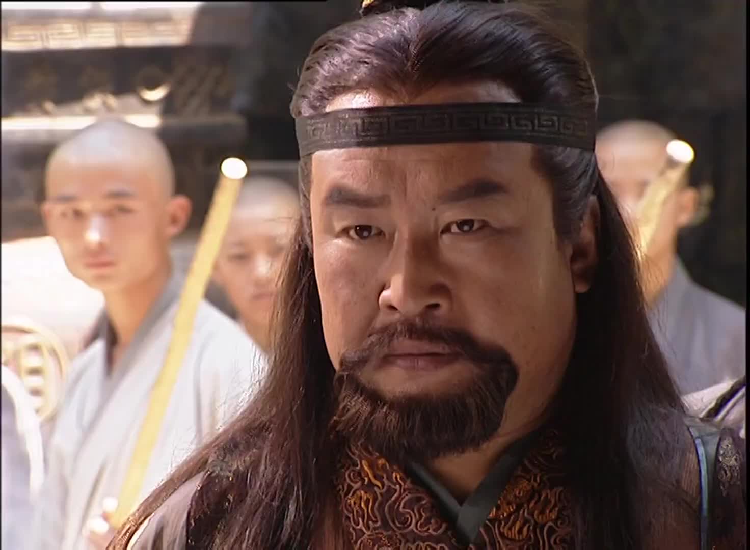 君子剑岳不群名场面,君子剑岳不群巍子