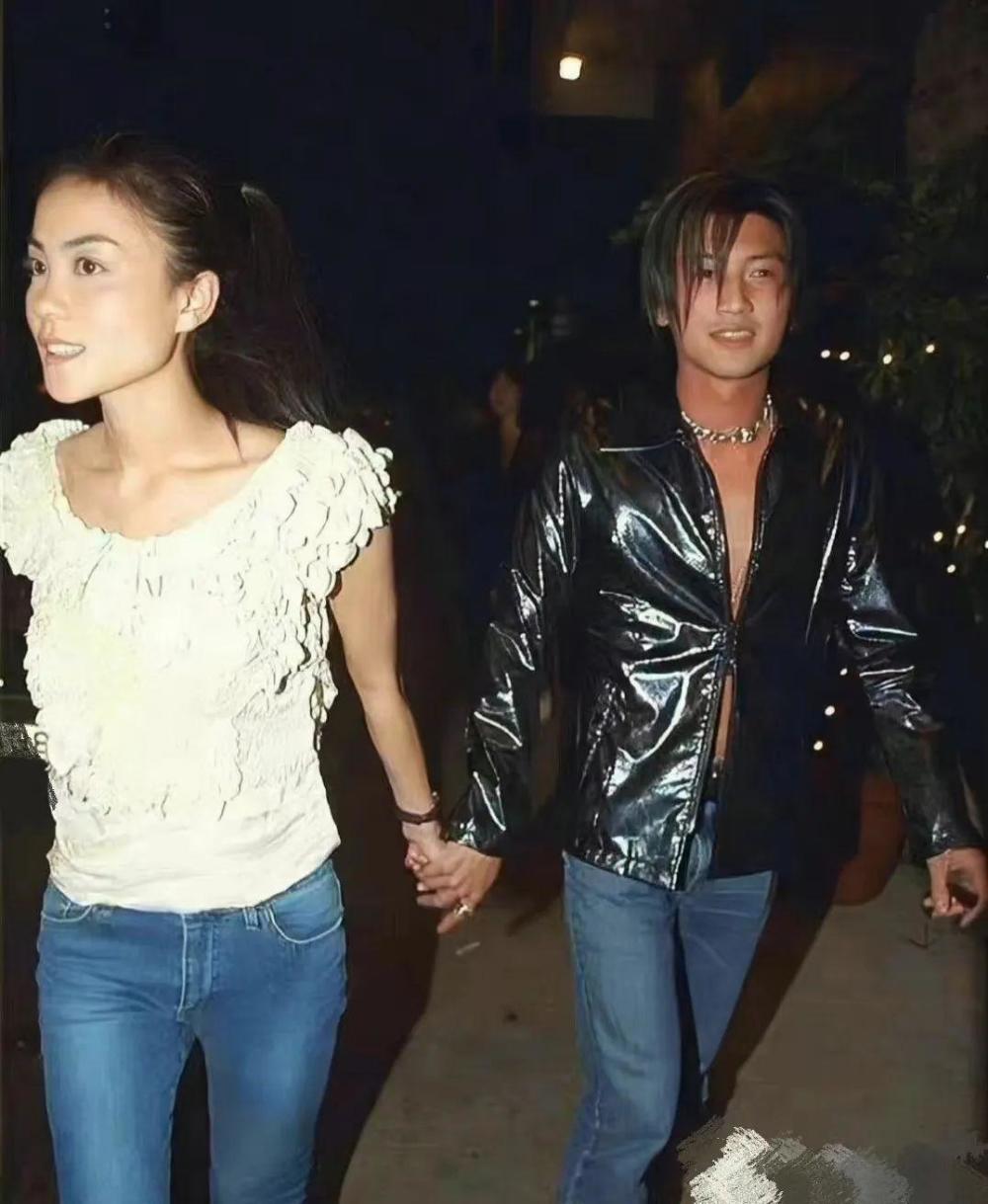 王菲谢霆锋最新状态,为什么说王菲对谢霆锋念念不忘