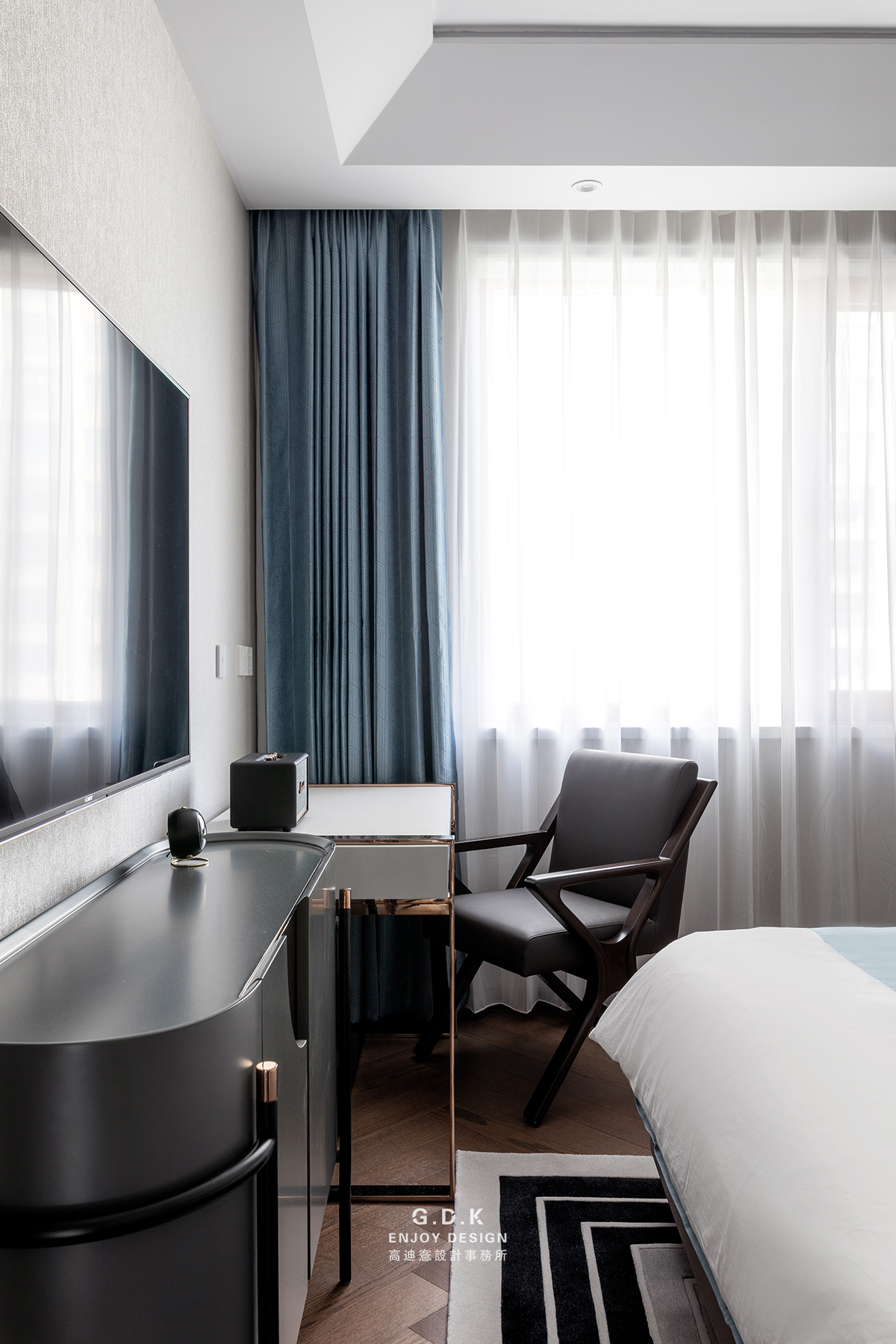 设计师怎样选窗帘好看点,怎样设计窗帘比较好