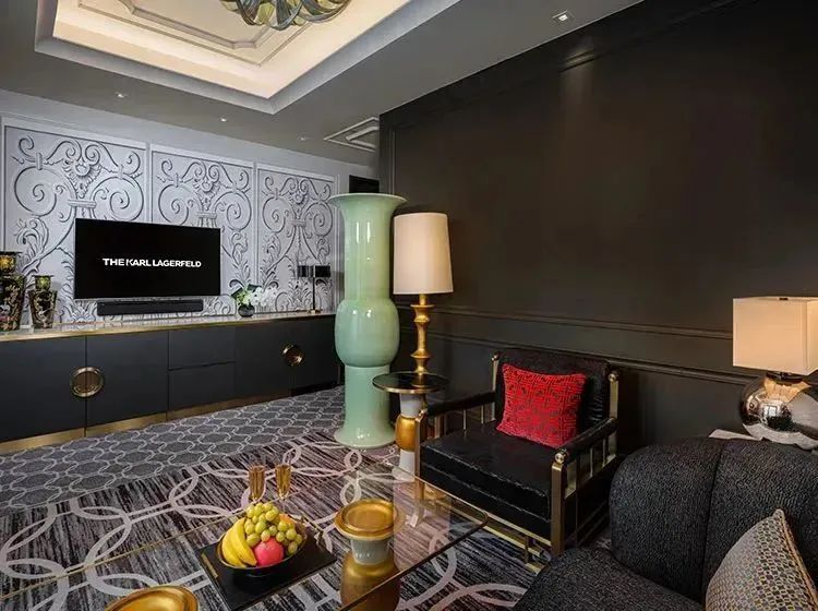 国内有钱也住不了的酒店,东西买不起怎么办