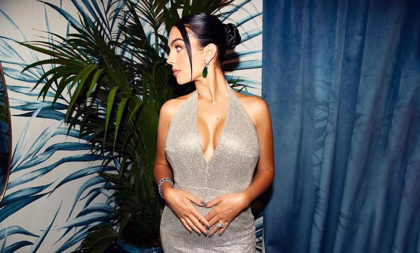 阿根廷夺冠后梅西和姆巴佩,c罗支持阿根廷夺冠姆巴佩