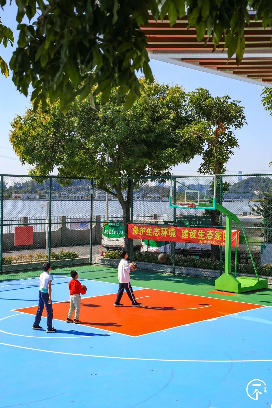 广州的士师傅一般住哪里,月薪8000的的士司机