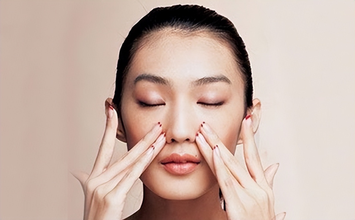 脸上浮肿不紧致怎么改善,面部浮肿发胖怎么办