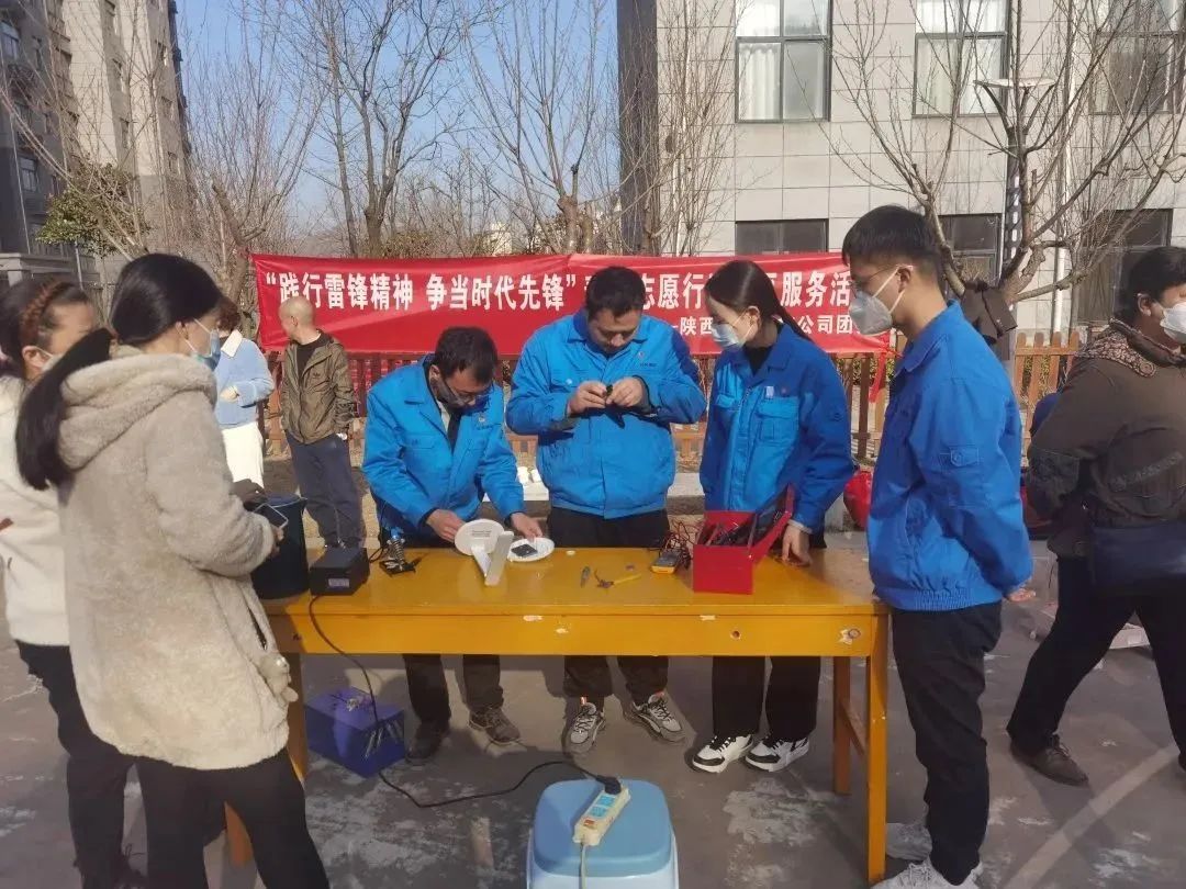 学雷锋精神青少年志愿活动价值,学雷锋树新风争做雷锋精神弘扬者