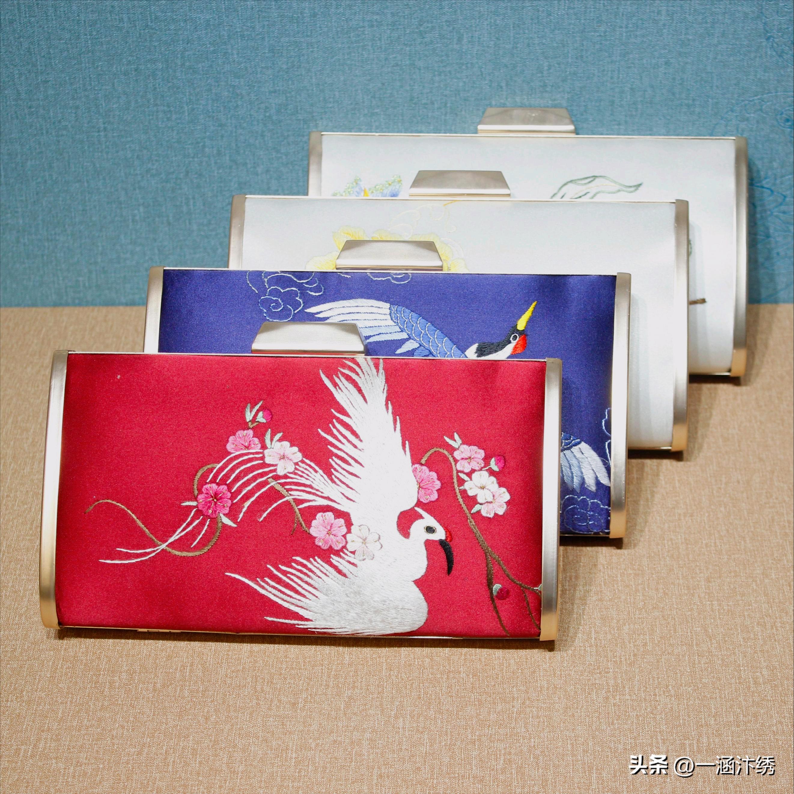 母亲节，礼物送什么好呢？这4种礼物实用又不贵，附上祝福语