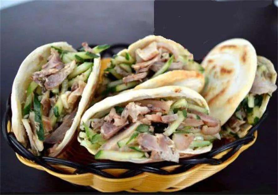 郑州市美食一条街在哪,郑州市阿五美食地址