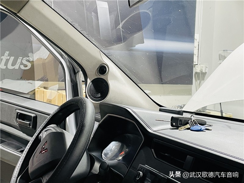 长沙五菱宏光汽车音响改装,五菱宏光音响改装推荐杭州