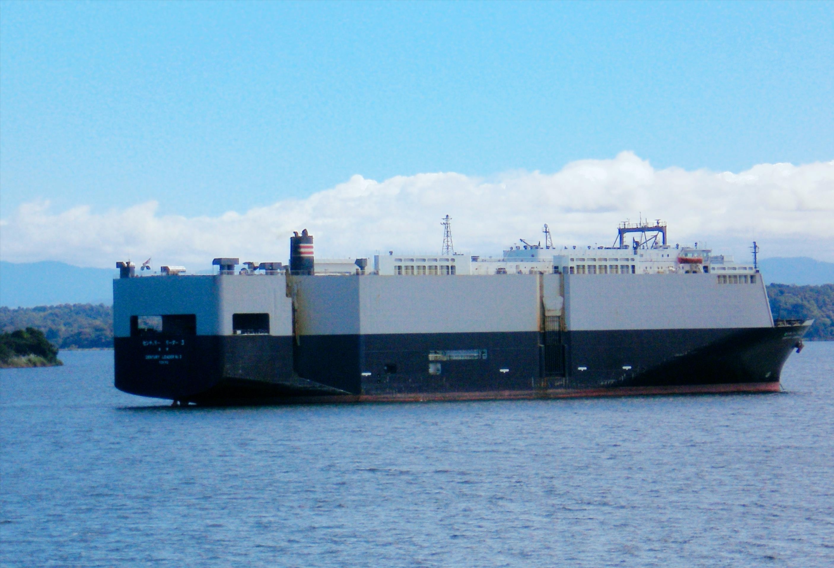 远洋海员的真实工资,国际远洋货轮海员工资多少钱