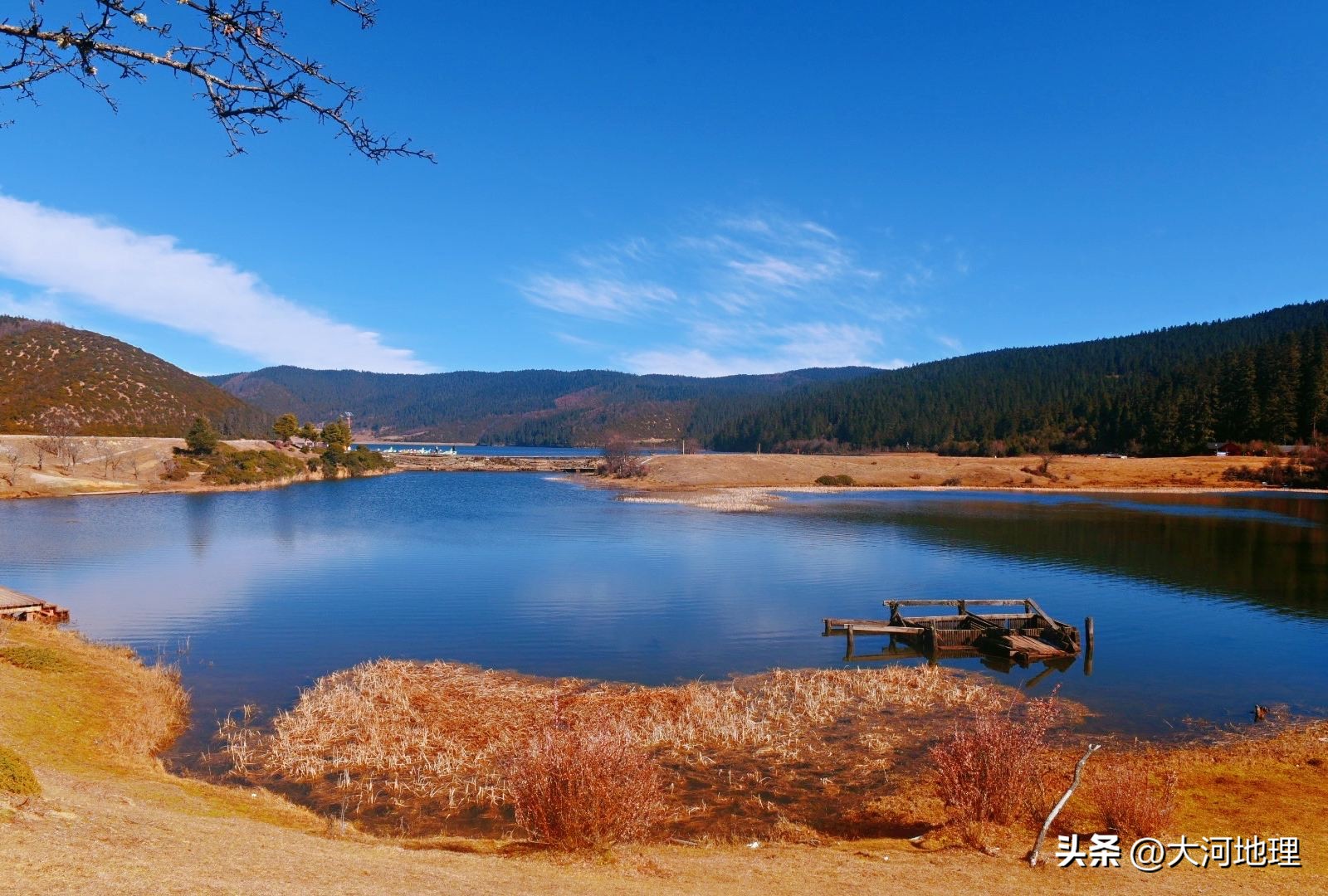 中国南方这30个景点,难说多知名,但敢说它的秋色最艳最浪漫