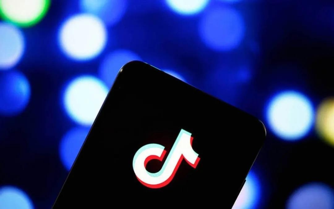 巨无霸再升级！大流量用户的老友回归，优惠大大加码