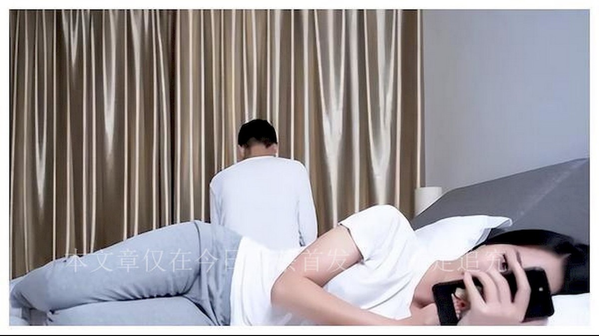 “敢往我下面塞蜡烛，就敢塞电线杆，离婚！”女子哭诉丈夫怪性癖