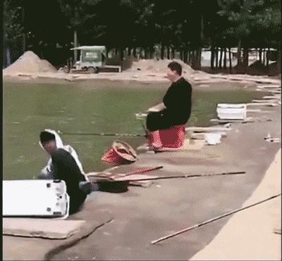 开心一刻｜有人接单吗？接一下我的孤单