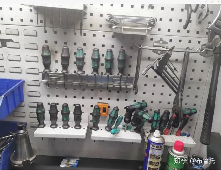 wiha电动螺丝刀对比博世go2,wihawera螺丝刀材质