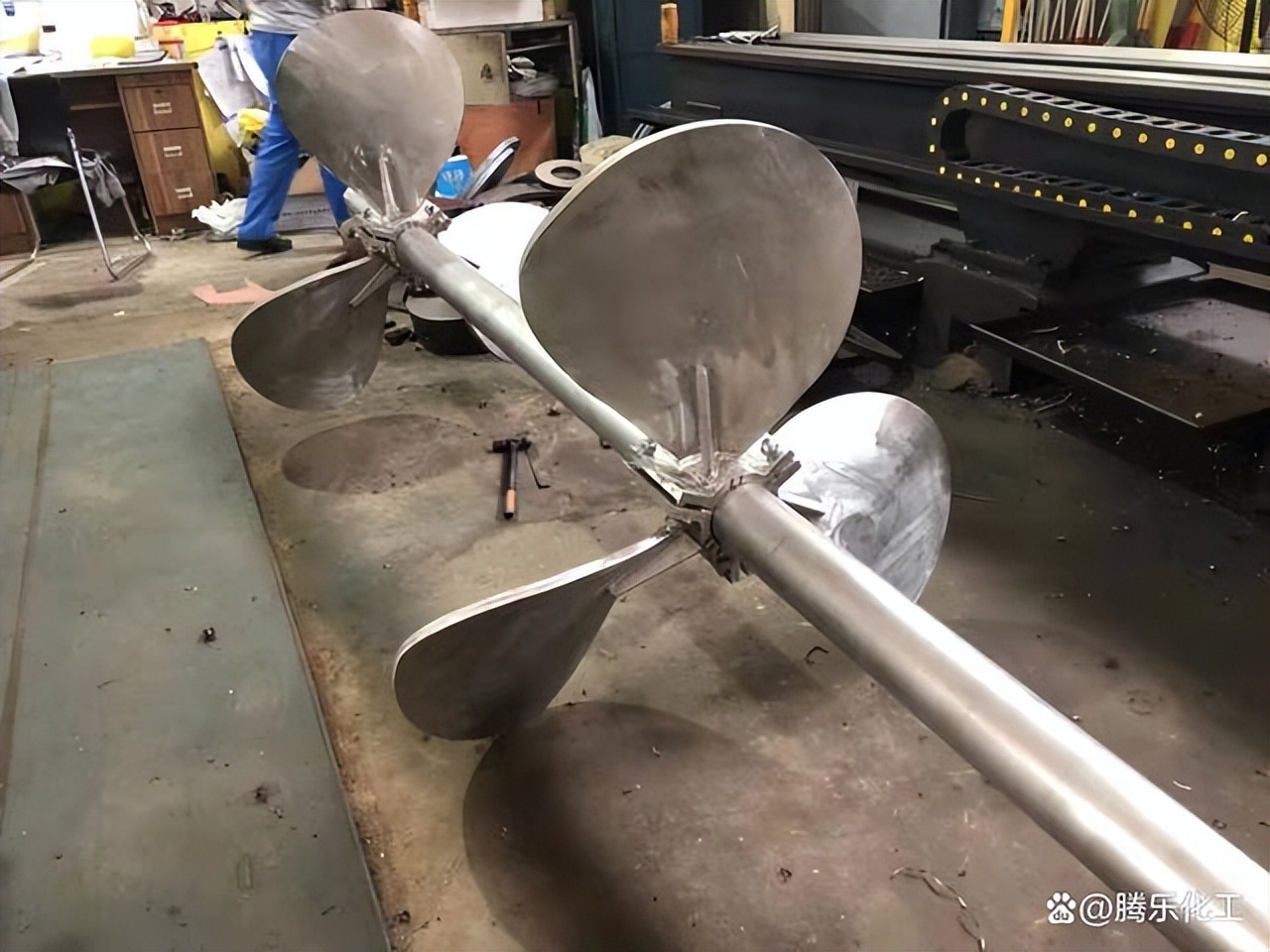 不锈钢搅拌器方便好用,不锈钢搅拌器化工