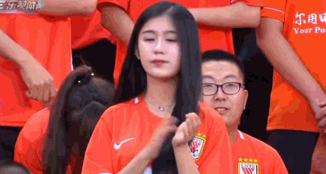 盘点绿茵场上的美女球迷,盘点足球场上的美女