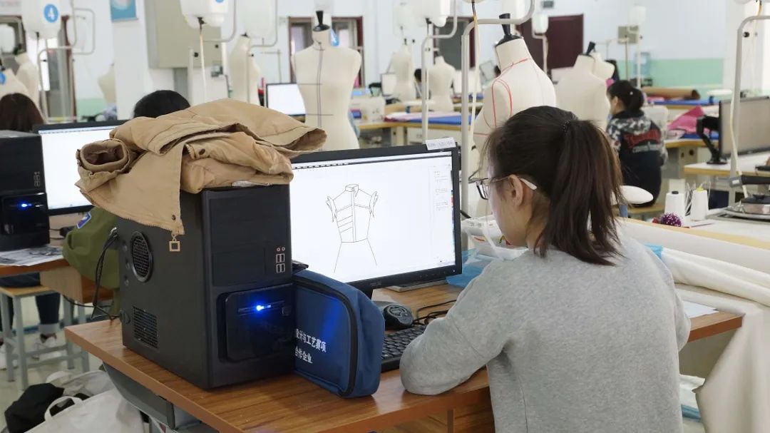 四季青意法服饰城最新消息,九堡四季青被意法集团收购了吗