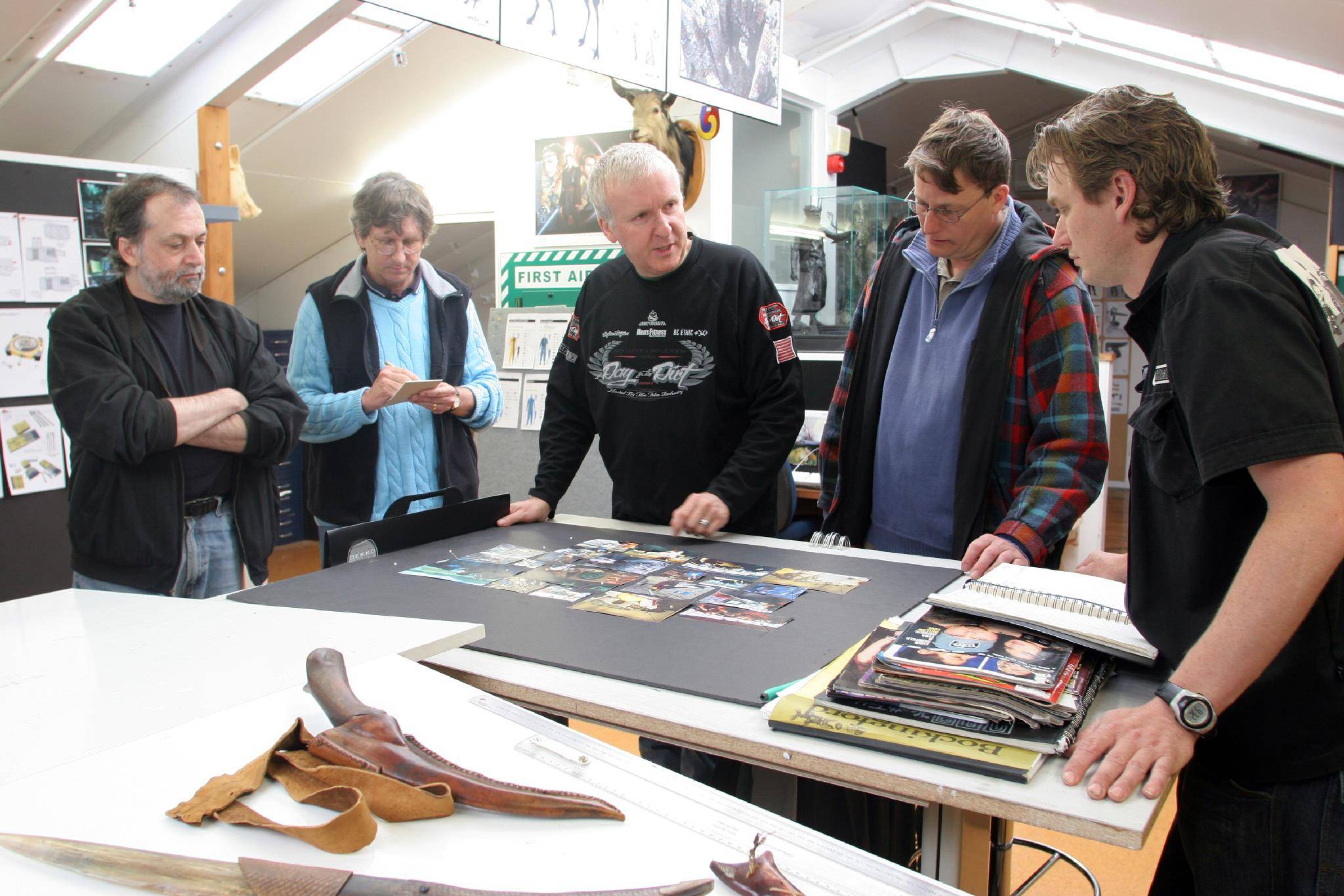 面对世界杯，中国足球惭愧，对比《阿凡达2》，中国电影差距颇大