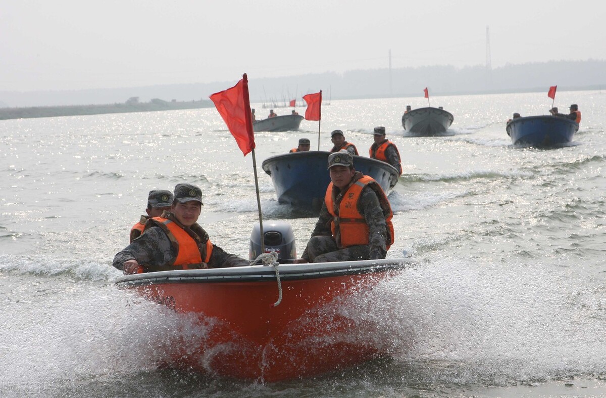 那些让你热血沸腾语录和经典诗词,青年振奋人心的现代诗词