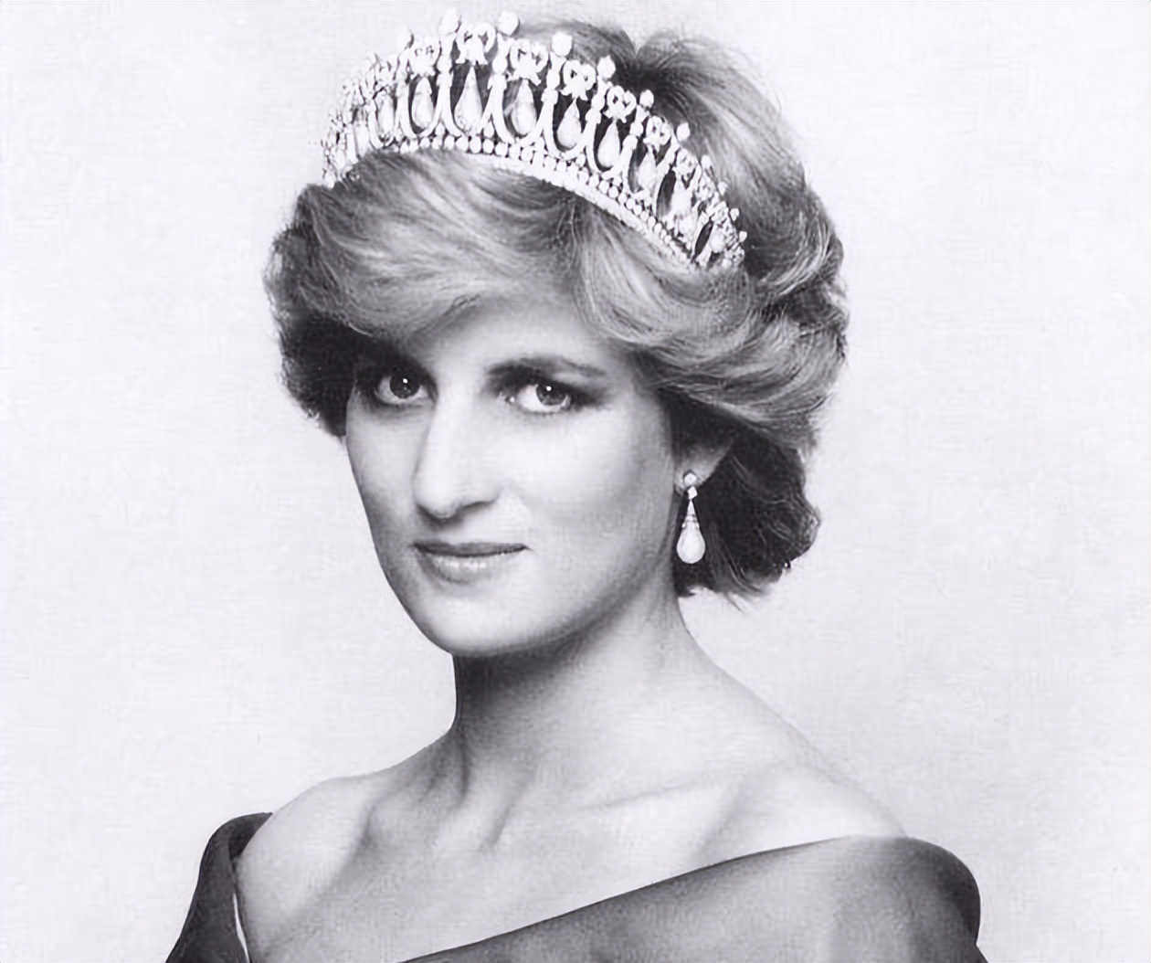 戴安娜和多迪分手原因,戴安娜和多迪什么关系