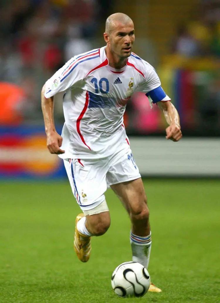 我心目中的中国男足最强阵容,我心中的最佳足球阵容100分