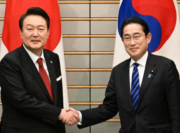 韩日博弈最新情况,韩日和解牵动东亚变局