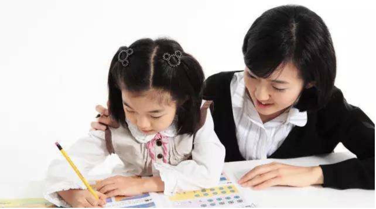 当妈妈知道自己考的不好时怎么说,妈妈说你考不好高情商回答