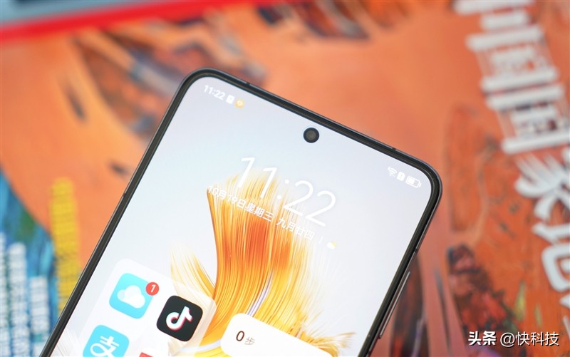 华为mate50e跟mate50值得购买吗,华为mate50e和mate50哪个值得买