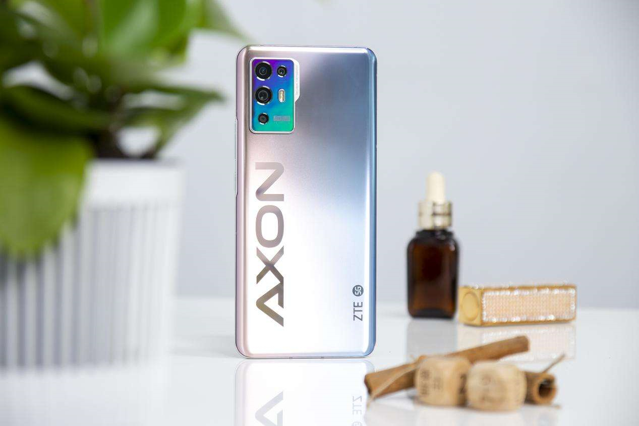 6400万双主摄+骁龙888芯片，仅2098起，中兴Axon30Pro性价比很高