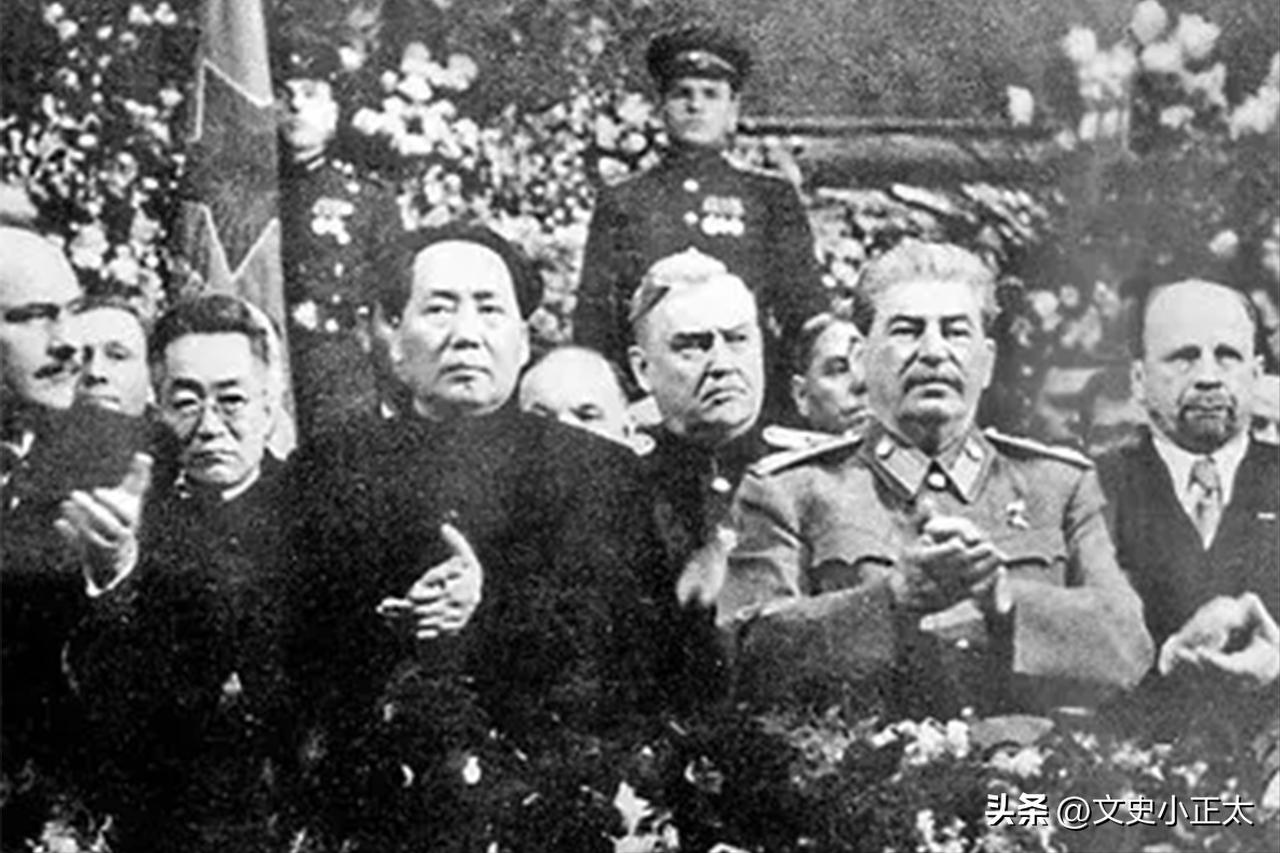 1957年毛*东泽**率团访苏，赫鲁晓夫问这小个子是谁，*小平邓**机智回答