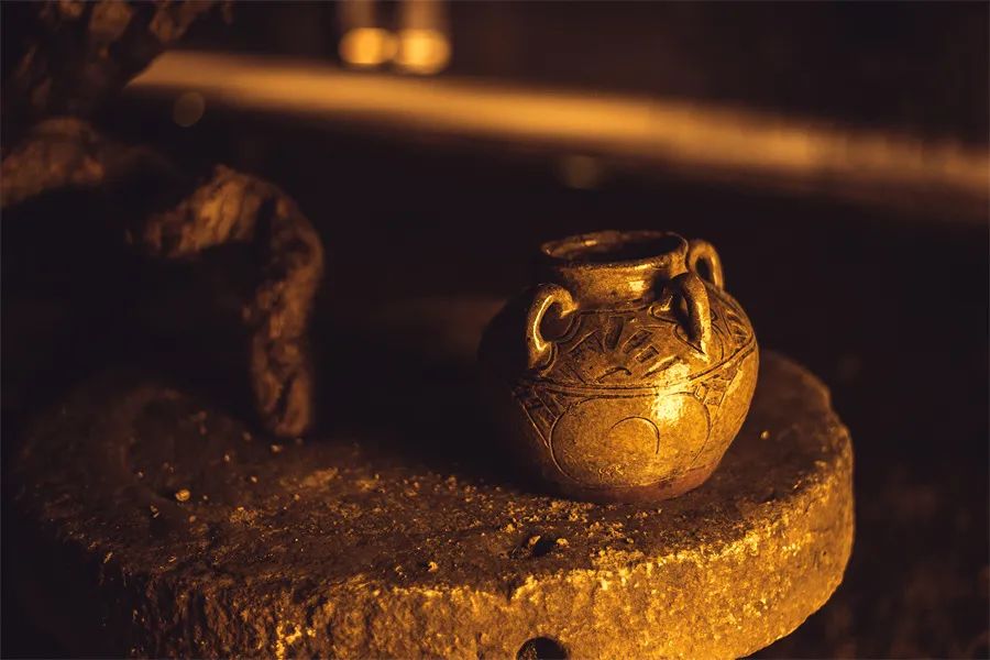 平时茶叶喝不完该怎么保存,冰箱储存的茶叶有异味怎么处理