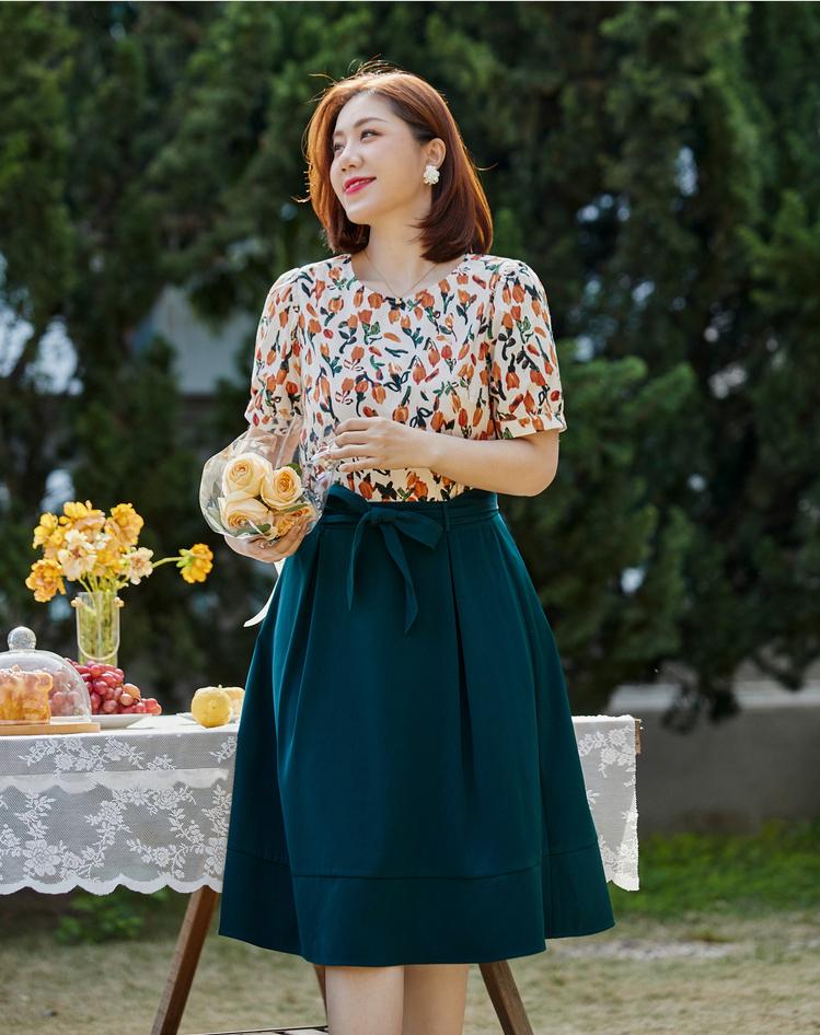 今年最流行的衣服女装30-40岁微胖,40-45岁高档女装微胖大码