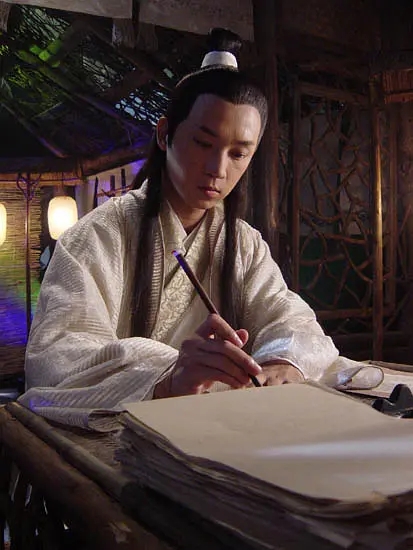 满屏锥子下巴充气硅胶脸，翻拍剧越来越难看，新旧版演员对比惨烈