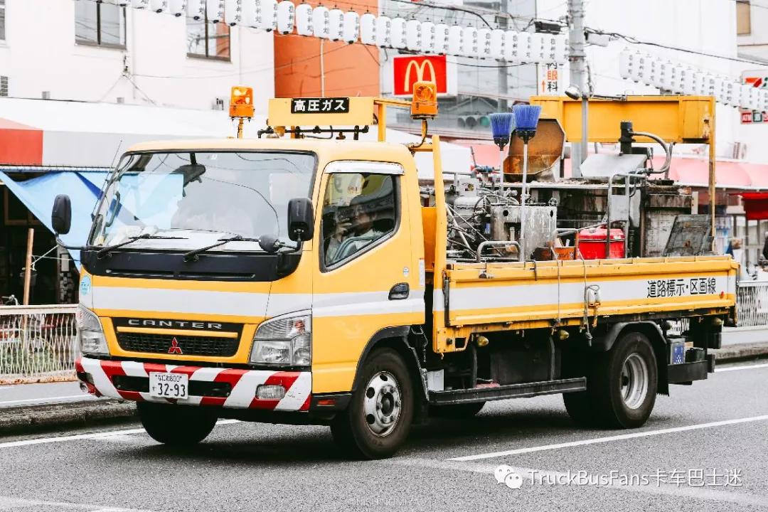日本卡车是这样拍的,日本街头小型卡车