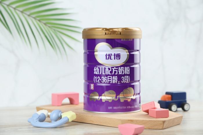 飞鹤星飞帆a2和优博圣元哪个好,飞鹤星飞帆新国标1段测评