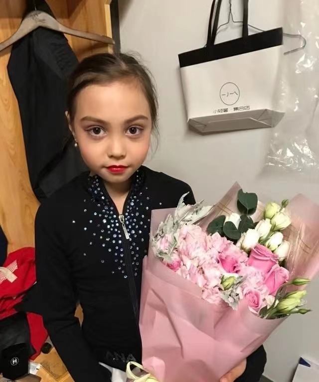 花滑陈露女儿,花滑第一人陈露