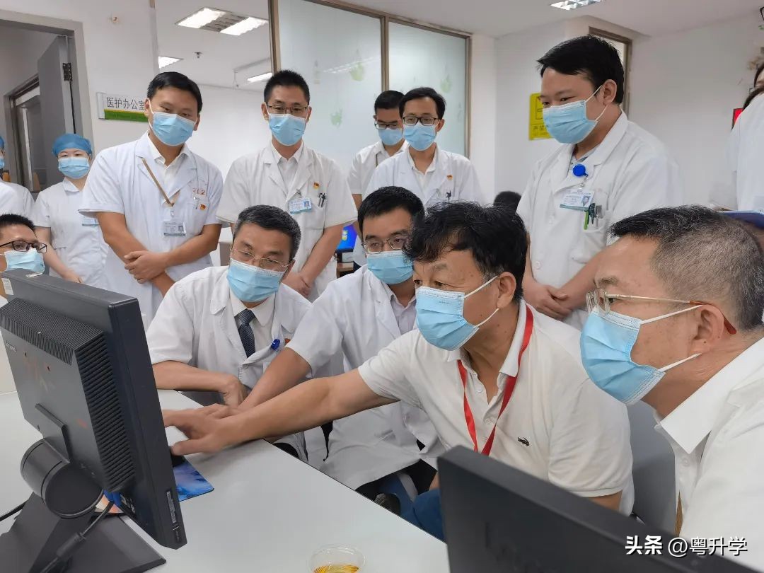 喜讯！粤东首家！汕头大学医学院第一附属医院通过新标准三甲复审