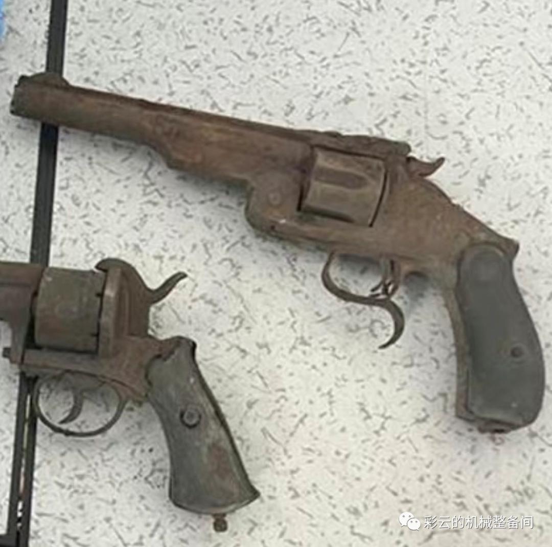 名侦探彩云：江苏常熟居民老宅中挖出的究竟是什么枪？