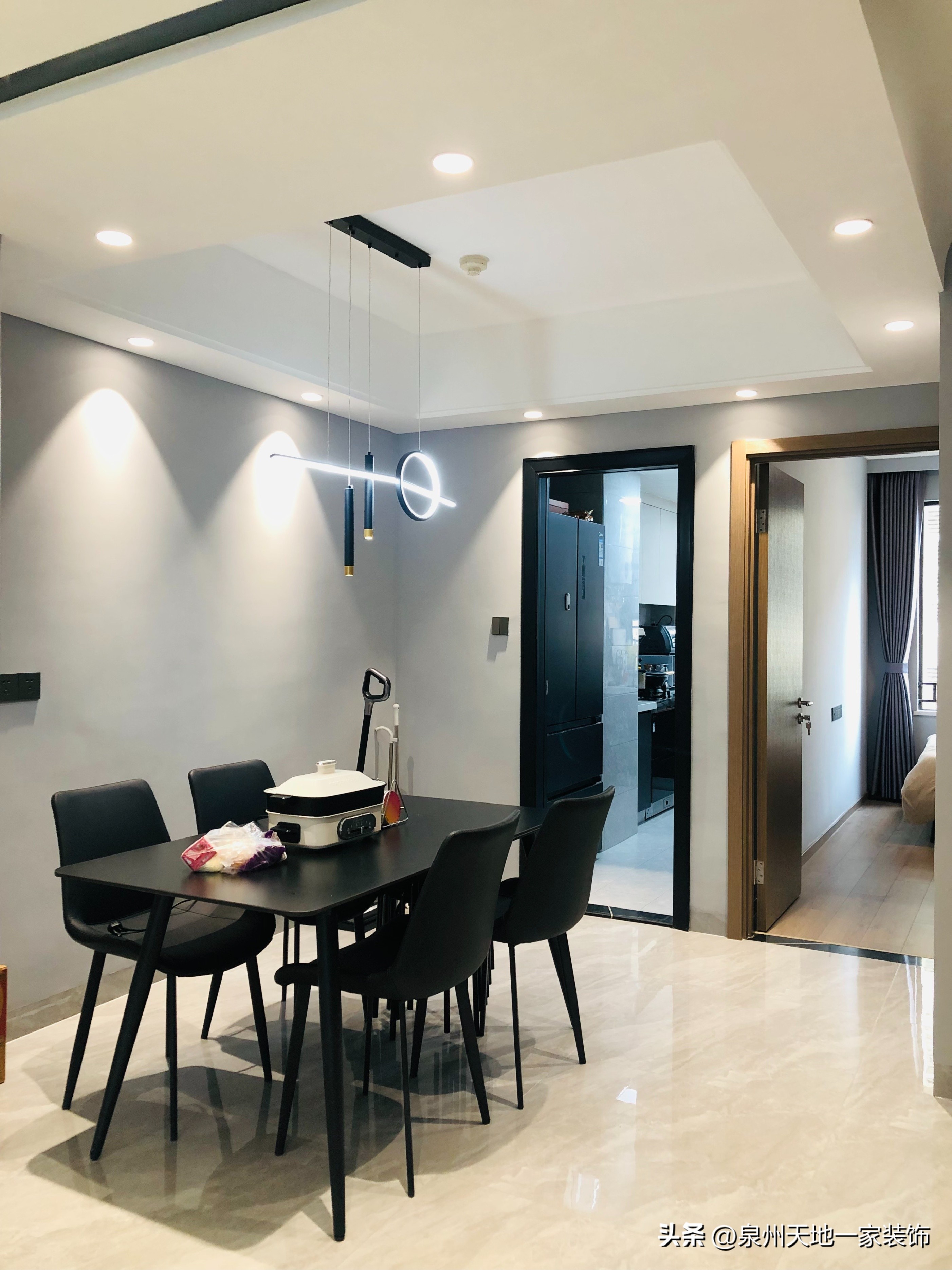 万科香湖现代简约装修效果图,万科小户型餐厅装修效果图大全