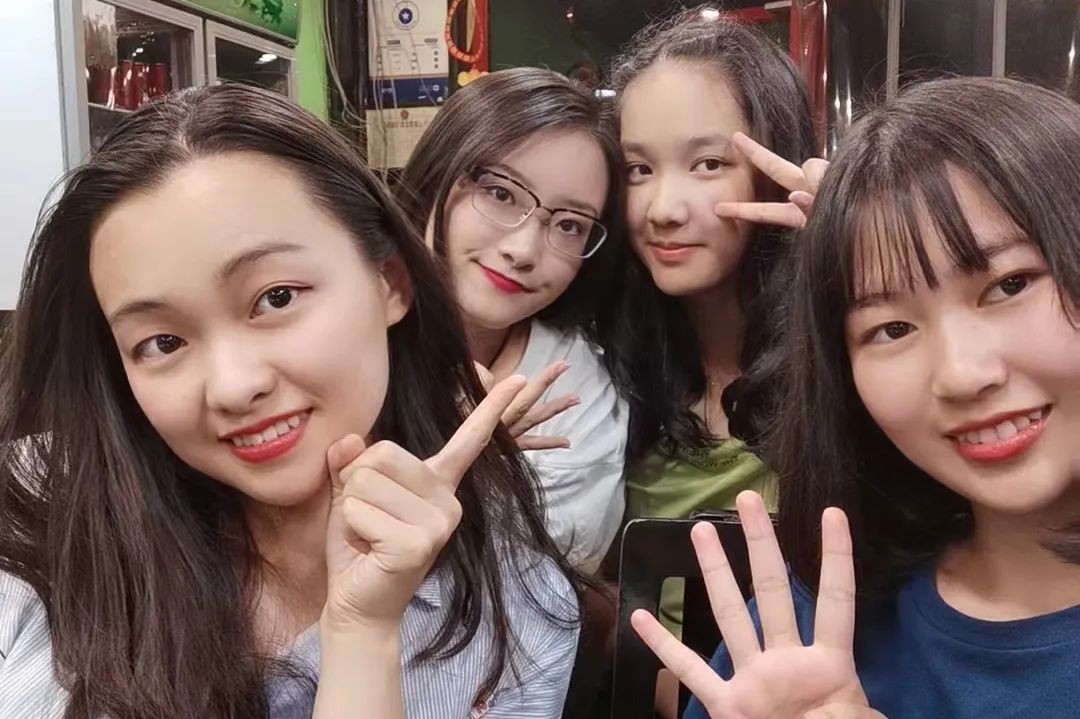 空调、暖气齐备,2座食堂“包围”!北京“神仙寝室”曝光:配置豪华!