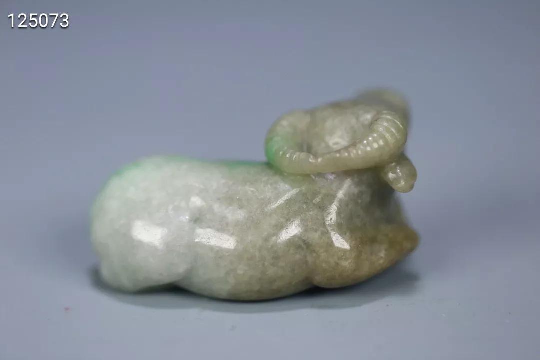 清代翡翠鱼摆件,清代翡翠老虎的摆件