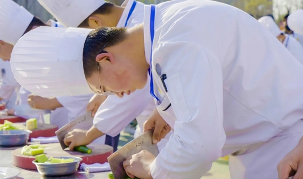 新东方厨师学到哪个地方好,新东方学厨师专业怎么样