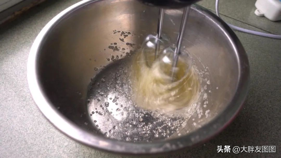 六寸戚风蛋糕一直失败怎么办,零失败戚风蛋糕方子做纸杯蛋糕