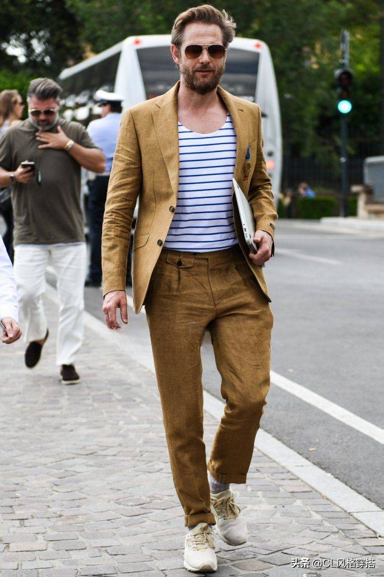 最近年轻人很火的夹克穿搭,最近很火的夹克装