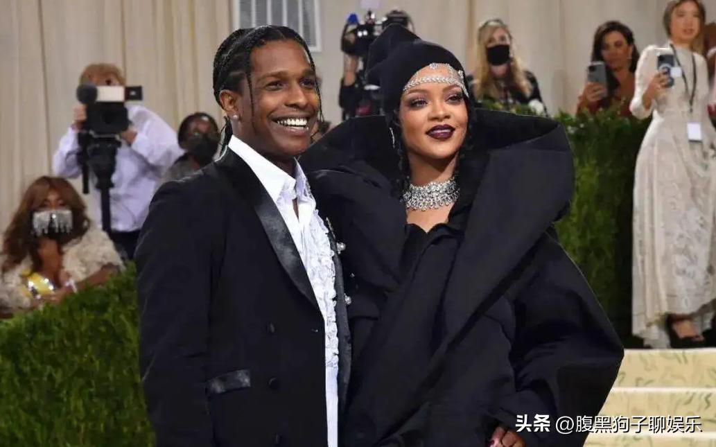 蕾哈娜持枪,蕾哈娜为什么被男友打伤了