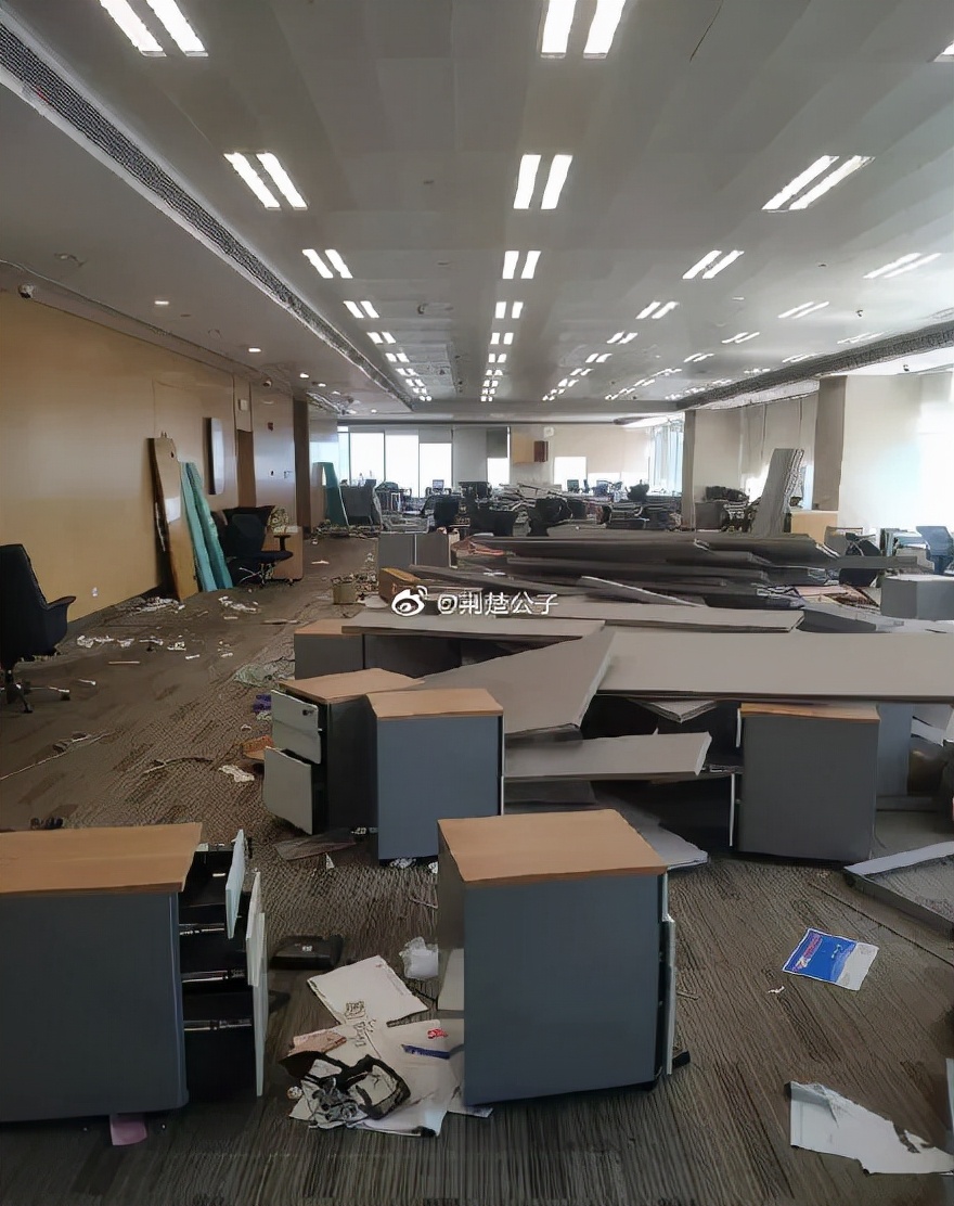 深圳恒大集团最新事件,恒大深圳总部招牌被拆