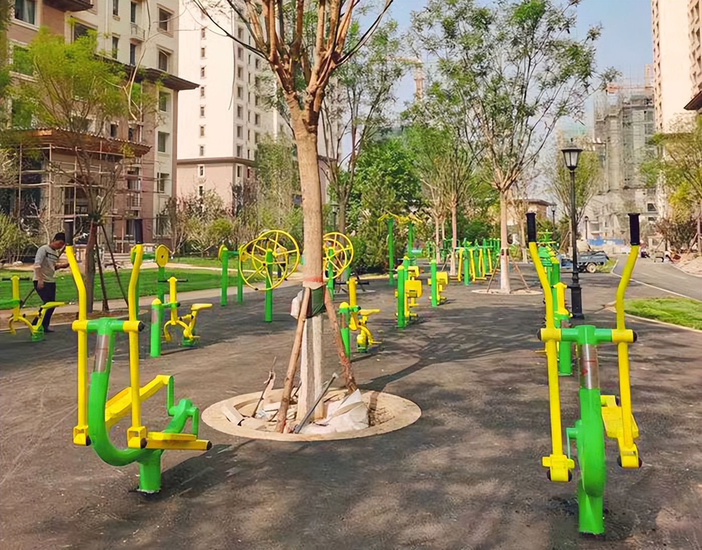 您知道户外健身器材怎么用吗？